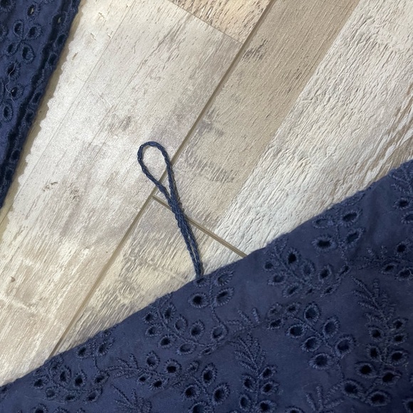 Gap Eyelet long Sleeve Knee Length Shift Dress Size S Navy Blue - Picture 4 of 6
